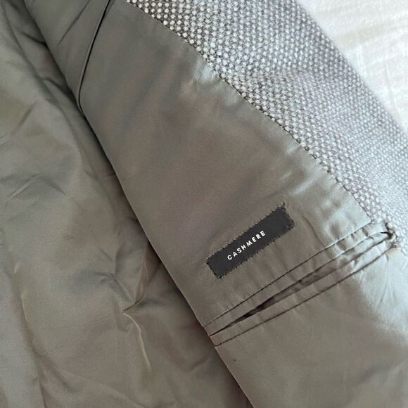 Giorgio Armani 100% Cashmere sports jacket - Picture 9 of 12